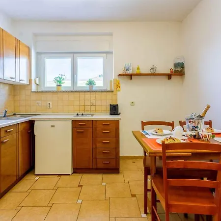 In 39143 Apartment