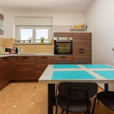 In 39143 Apartment Crikvenica