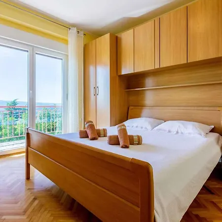 Apartman In 39143 *