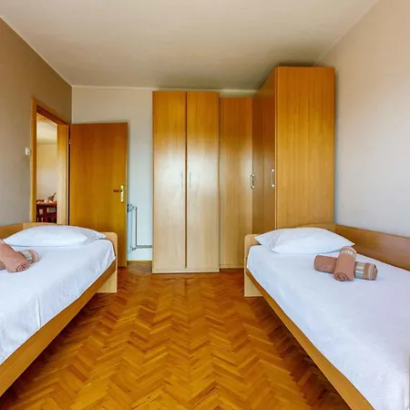 In 39143 Apartman *